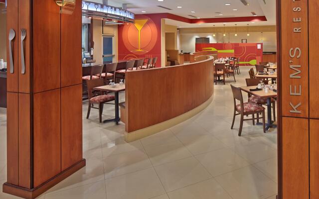 Holiday Inn Jacksonville E 295 Baymeadows, an IHG Hotel