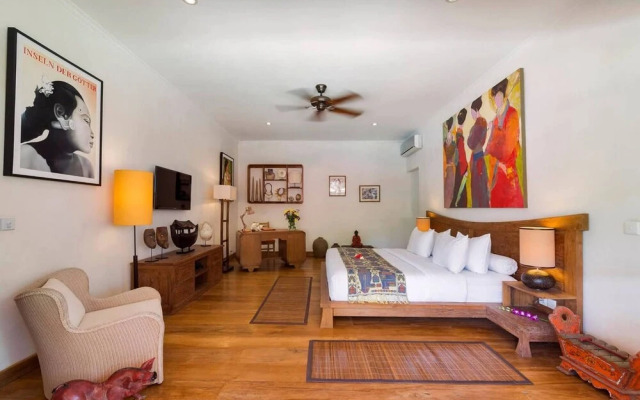 Stunning Palm Villa And Fantastic Experience