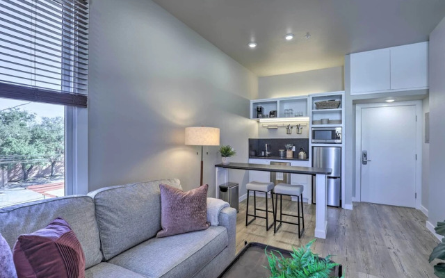 San Marcos Apartment w/ Off-street Parking!