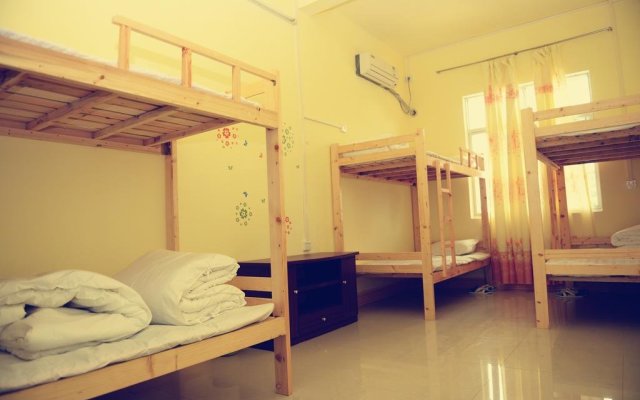 726 Youth Hostel