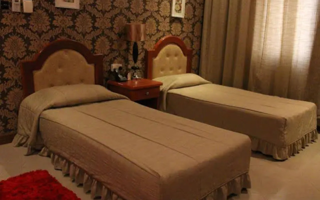Riviera Hotel