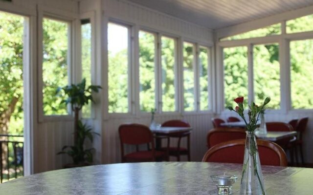 Mjällbyhus Pensionat & Stugby