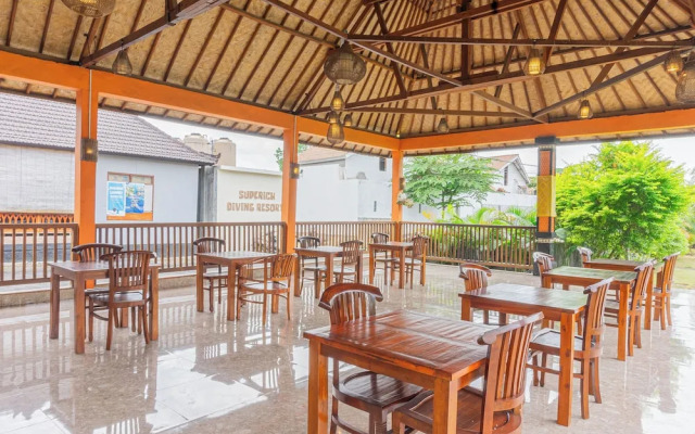 Rijet Villa Beach & Restaurant