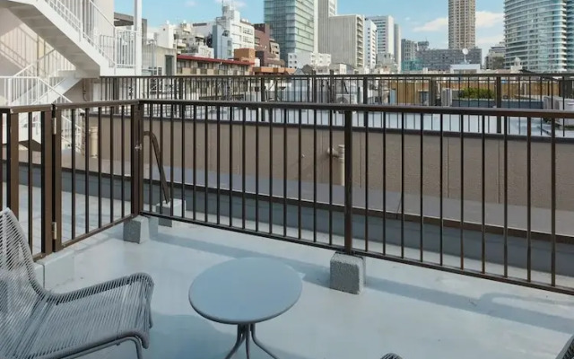 illi Tex Aoyama