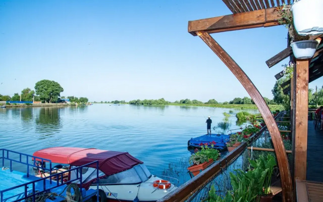 Paradise Delta House