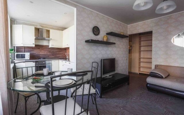 Ап-ты в Б. Кондратьевском пер., 12, стр. 1