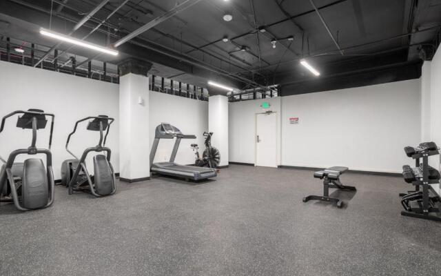 Reside Seattle Downtown, a Wyndham Residence