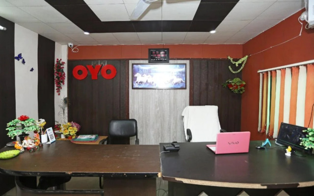 Hotel Oasis By OYO Rooms