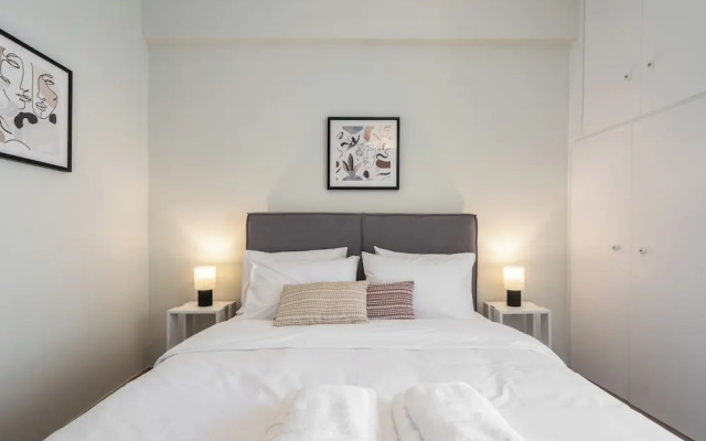 Classic Apartment in Piraeus, walk to Zeas Marina