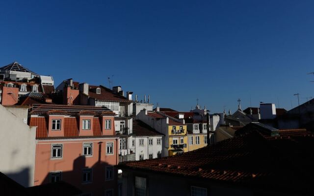 Bairro Alto Apartment by Rental4all