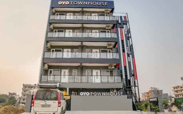 Oyo Townhouse 222 Sec 52, Gurgaon