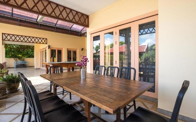 Blissful Villa Felicity with Ample Space