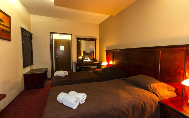 Petrus Hotel