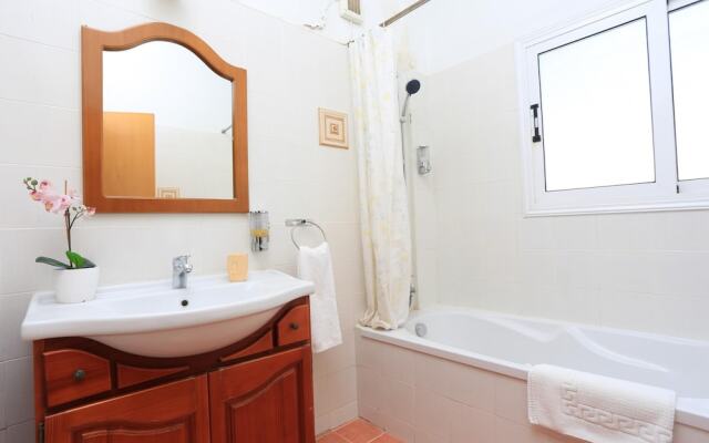Seabreeze Villa No 2