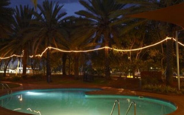 The Lodge Motel, Newman