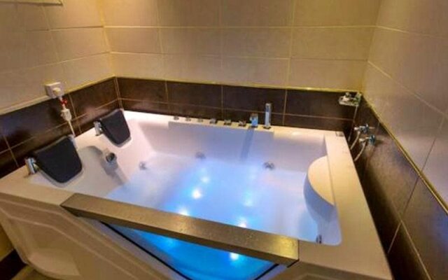 Almasem Luxury Hotel suite 6