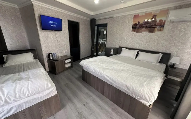 Byond Hotel & Hostel