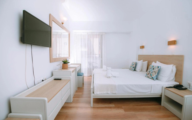 Santa Marina Unique Hotel
