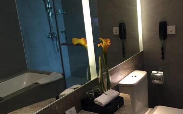 Jiayuan Century Hotel