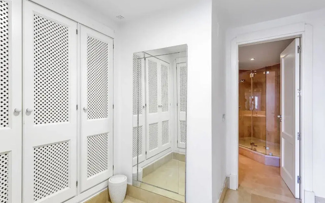 Sotogrande Puerto Luxury Apartment