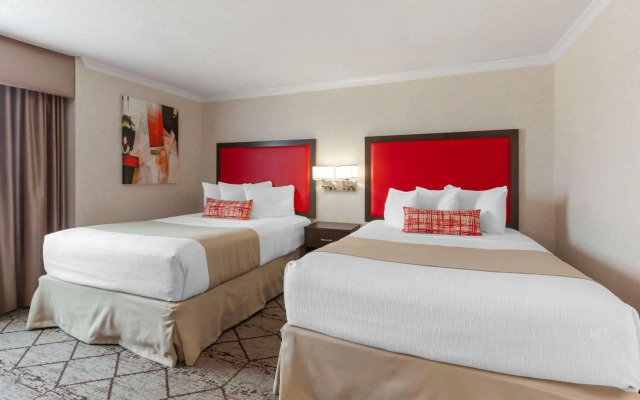 Best Western Plus Rose City Suites
