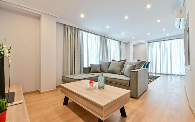 Charming apartment with a sea view terrace (F1)