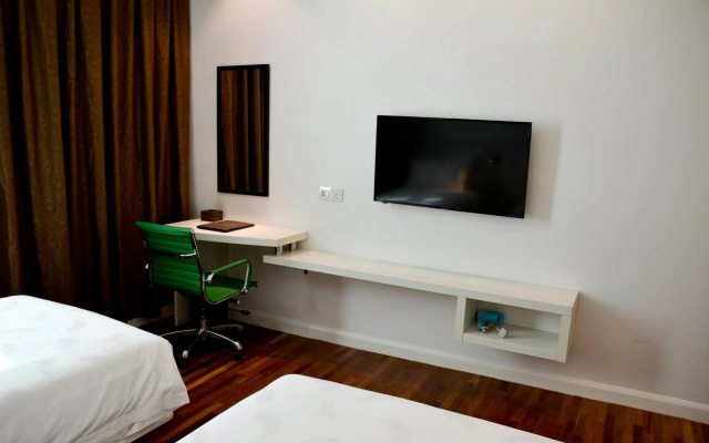 Pine Garden Hotel – Guest Rooms – Kuching