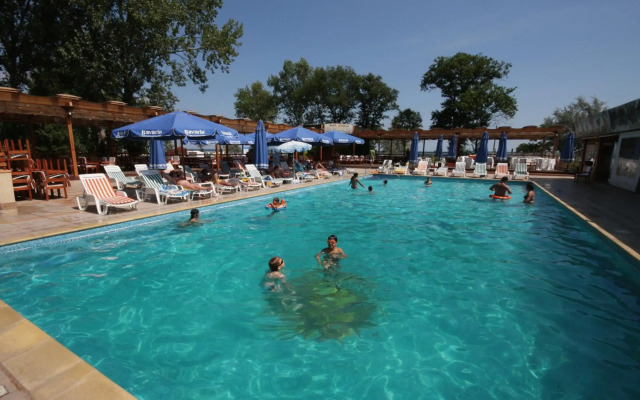 Central Mamaia