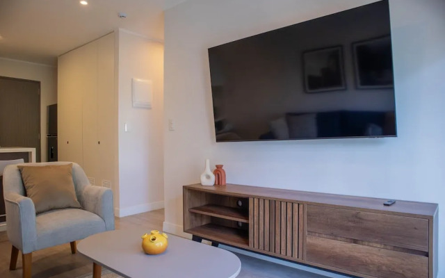 w Striking 2BR w Terrace in Miraflores