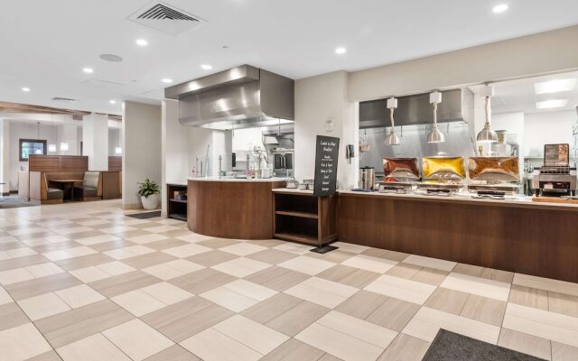 Embassy Suites by Hilton Oahu Kapolei 4.9