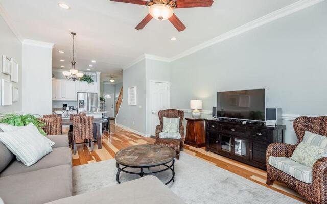 84 Waters Edge - Riverview Townhouse - Pool