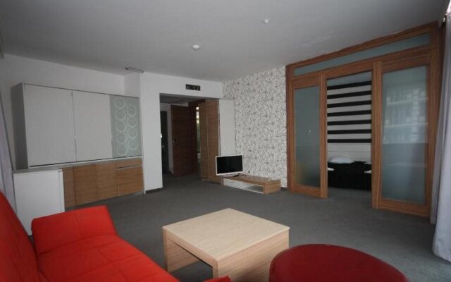 Riviera Blue Hotel