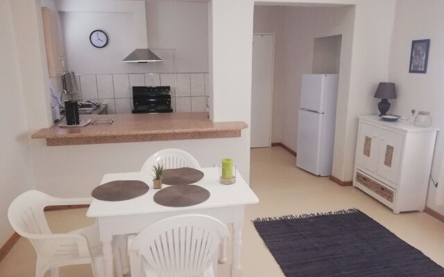 Orange House Self-Catering