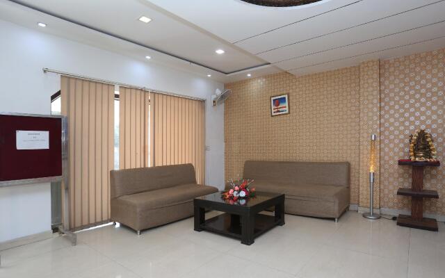 OYO 2862 Hotel Kanha Continental