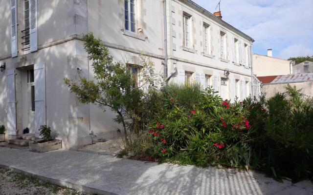 Manor House Charentaise