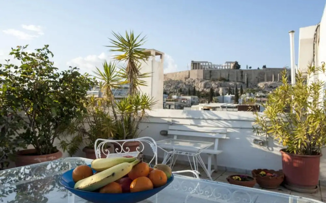 Modern - Vintage Apartment by Acropolis Museum