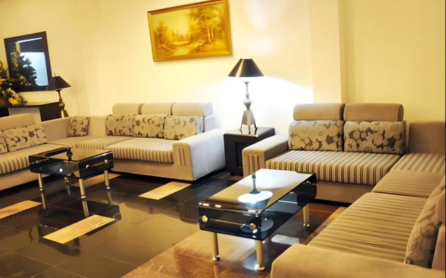 Peradeniya Rest House