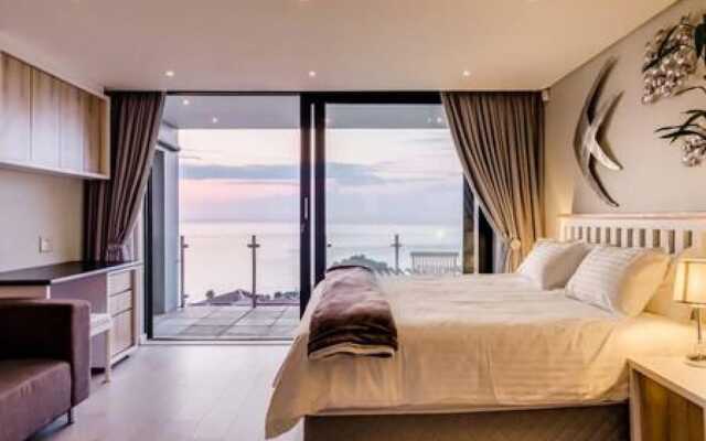 Perfect Family Holiday Villa in Camps Bay Spindrift