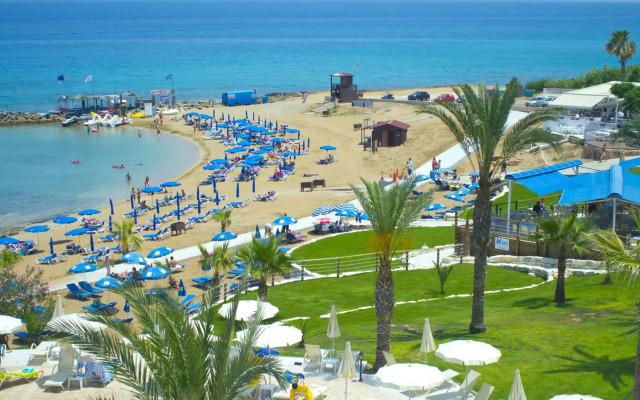 Myroandrou Beach Apartments