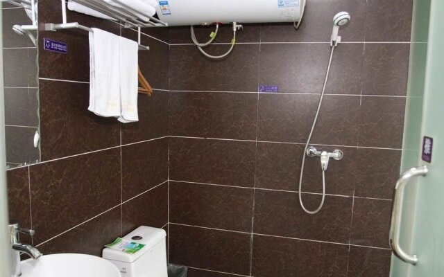 G Chu Hotel