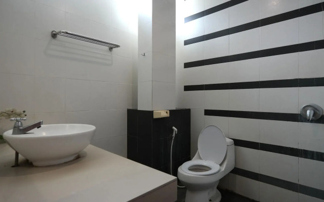 OYO Flagship 3753 Cassa Dua Hotel
