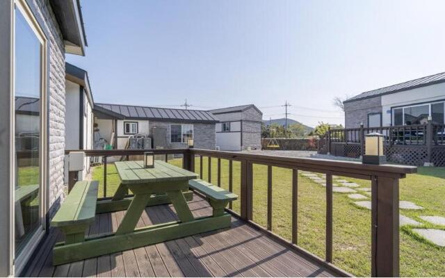 Jeju Bijalim Pension