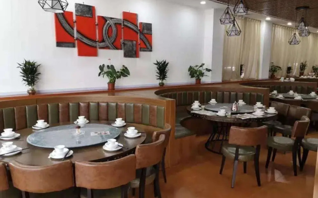 Kaiserdom Hotel Guangzhou Airport