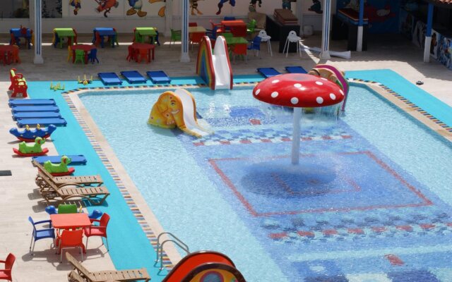 Comet De Luxe Hotel