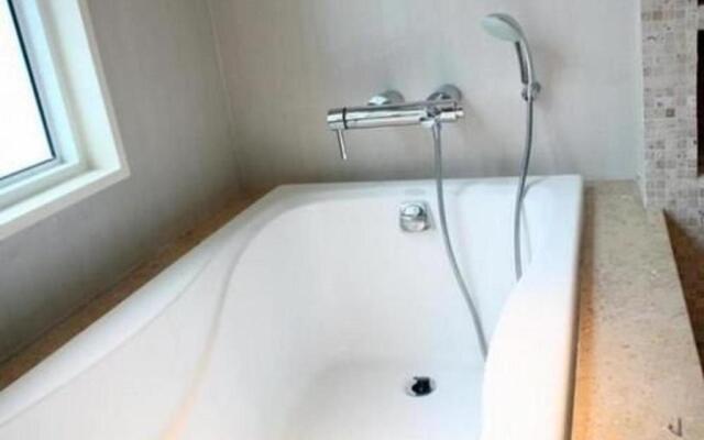 Greenview Ekkamai10 Residence