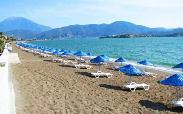 Sea Heaven Legend Apartments
