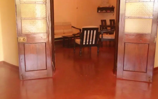 Savana Bungalow & Hostel