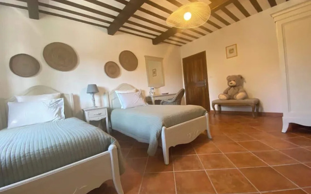 Villa in Murs Heart of the Luberon