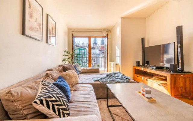 Templová 7 - Old Town Large Apartment with Terrace