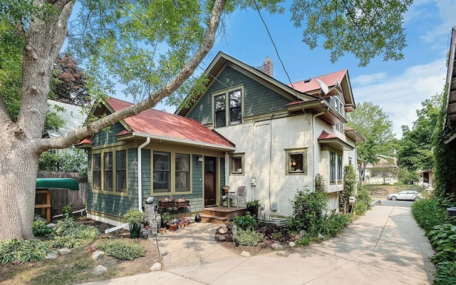 Pillsbury Hideaway